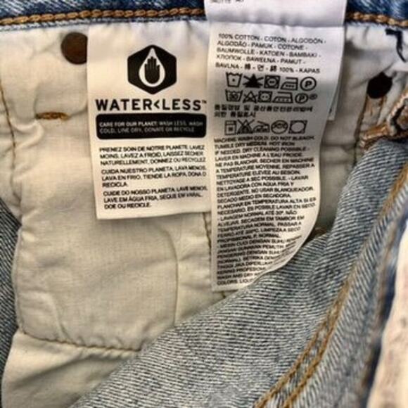 Levis Premium Womens 501s Cutoff Raw Frayed Hem Denim Shorts 29 - Picture 10 of 10